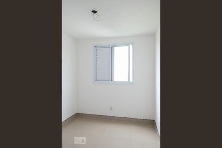QUARTO 1 de apartamento para alugar com 2 quartos, 48m² em Jardim Iris, São Paulo
