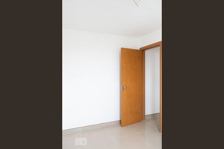 QUARTO 2 de apartamento para alugar com 2 quartos, 48m² em Jardim Iris, São Paulo