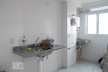 COZINHA de apartamento para alugar com 2 quartos, 48m² em Jardim Iris, São Paulo