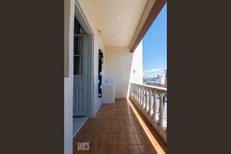 Varanda de kitnet/studio para alugar com 1 quarto, 23m² em Barreiros, São José