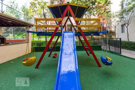 Apartamento para alugar com 48m², 2 quartos e sem vaga Apartamento para alugar com 48m², 2 quartos e sem vagaPlayground