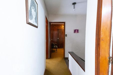 Casa à venda com 150m², 3 quartos e 4 vagas Casa à venda com 150m², 3 quartos e 4 vagasCorredor