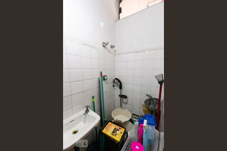 Casa à venda com 150m², 3 quartos e 4 vagas Casa à venda com 150m², 3 quartos e 4 vagasBanheiro de Serviço