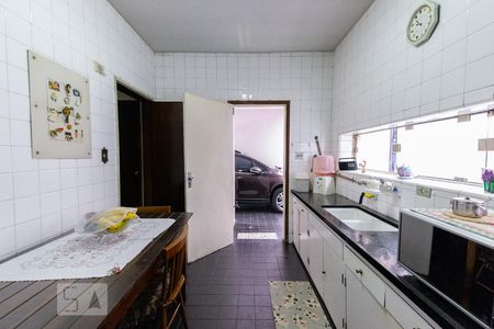 Casa à venda com 150m², 3 quartos e 4 vagas Casa à venda com 150m², 3 quartos e 4 vagasCozinha
