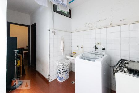 Casa à venda com 150m², 3 quartos e 4 vagas Casa à venda com 150m², 3 quartos e 4 vagasÁrea de Serviço