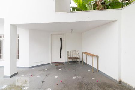 Casa à venda com 232m², 3 quartos e 3 vagasEntrada