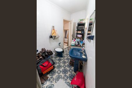 Casa à venda com 232m², 3 quartos e 3 vagasBanheiro suíte