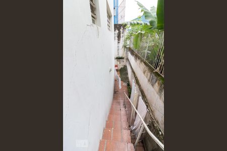 Casa à venda com 232m², 3 quartos e 3 vagasEscada lateral externa