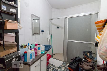 Casa à venda com 232m², 3 quartos e 3 vagasBanheiro suíte