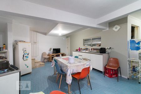 Casa à venda com 232m², 3 quartos e 3 vagasCozinha