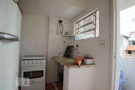 Cozinha de apartamento para alugar com 1 quarto, 46m² em Bela Vista, São Paulo