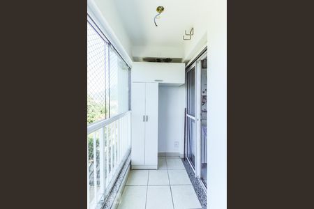 Varanda Sala de apartamento à venda com 2 quartos, 60m² em Jacarepaguá, Rio de Janeiro