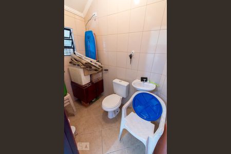 Casa à venda com 159m², 3 quartos e 4 vagasBanheiro de serviço