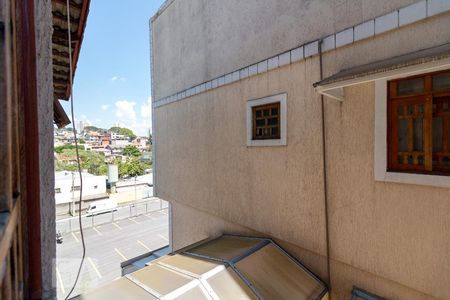 Casa à venda com 159m², 3 quartos e 4 vagasVista sala de TV