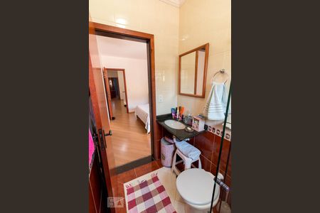 Casa à venda com 159m², 3 quartos e 4 vagasBanheiro quarto suíte