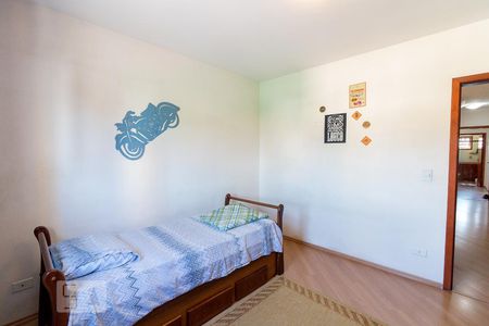 Casa à venda com 159m², 3 quartos e 4 vagasQuarto 2