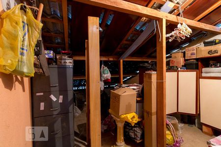 Casa à venda com 159m², 3 quartos e 4 vagasSótão