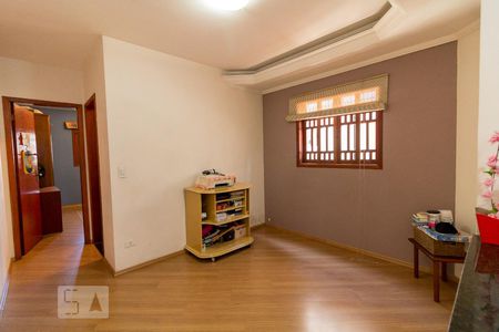 Casa à venda com 159m², 3 quartos e 4 vagasSala de TV
