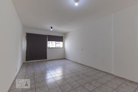 Sala de kitnet/studio para alugar com 1 quarto, 50m² em Centro, Campinas