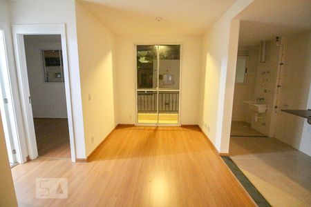 Sala de apartamento para alugar com 2 quartos, 47m² em Irajá, Rio de Janeiro