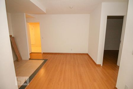 Sala de apartamento para alugar com 2 quartos, 47m² em Irajá, Rio de Janeiro