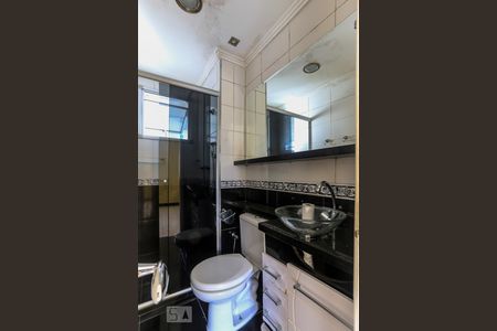 Apartamento para alugar com 74m², 2 quartos e 1 vaga Apartamento para alugar com 74m², 2 quartos e 1 vagaBanheiro