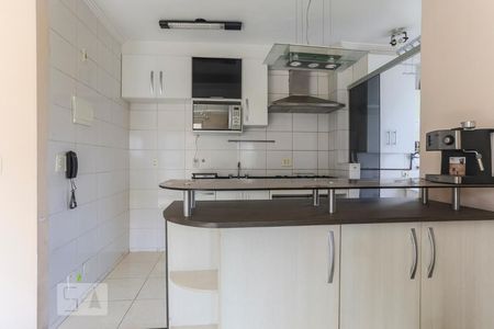Apartamento para alugar com 74m², 2 quartos e 1 vaga Apartamento para alugar com 74m², 2 quartos e 1 vagaCozinha