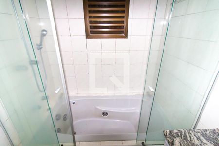 Apartamento à venda com 126m², 3 quartos e 2 vagasBanheiro da Suíte