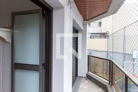 Apartamento à venda com 126m², 3 quartos e 2 vagasQuarto 1 - Suíte Varanda