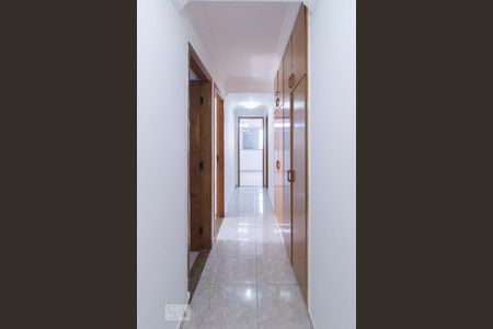 Corredor dos Quartos de apartamento para alugar com 3 quartos, 96m² em Santana, São Paulo