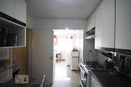 Apartamento à venda com 98m², 3 quartos e 2 vagasCozinha