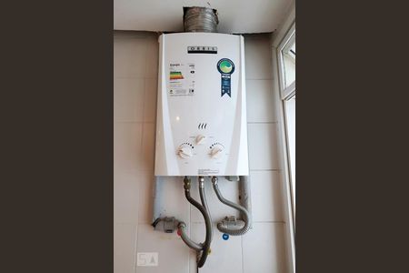 Apartamento à venda com 71m², 3 quartos e 1 vagaÁrea de Serviço - Aquecedor