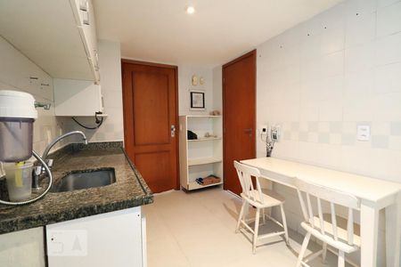 Apartamento à venda com 71m², 3 quartos e 1 vagaCozinha