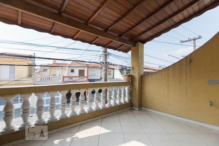 Casa à venda com 130m², 2 quartos e 1 vaga2o. Andar - Suíte 2 - Varanda