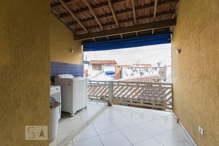 Casa à venda com 130m², 2 quartos e 1 vaga2o. Andar - Suíte 1 - Varanda