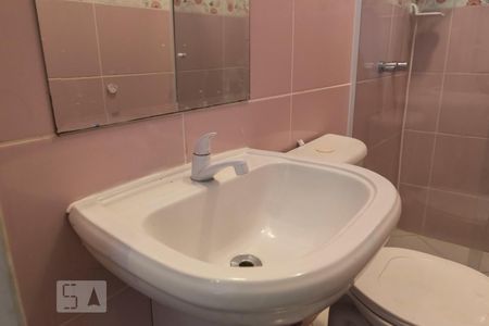 Casa à venda com 130m², 2 quartos e 1 vaga2o. Andar - Suíte 1 - Banheiro (Pia)