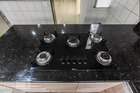 Casa à venda com 130m², 3 quartos e 2 vagas Casa à venda com 130m², 3 quartos e 2 vagasCozinha