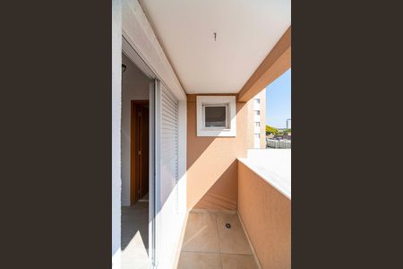 Apartamento à venda com 70m², 2 quartos e 2 vagasSacada do Quarto 2