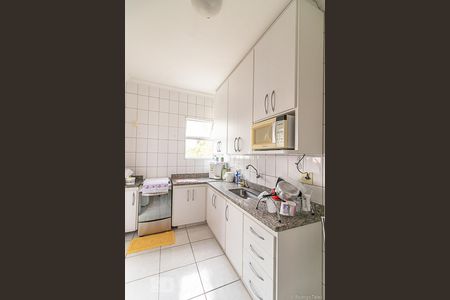 Apartamento à venda com 90m², 3 quartos e 2 vagas Apartamento à venda com 90m², 3 quartos e 2 vagasCozinha