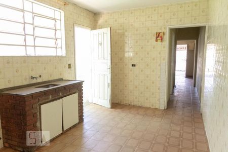 Casa à venda com 277m², 3 quartos e 2 vagas Casa à venda com 277m², 3 quartos e 2 vagasCozinha