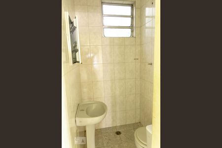 Casa à venda com 277m², 3 quartos e 2 vagas Casa à venda com 277m², 3 quartos e 2 vagasBanheiro serviço