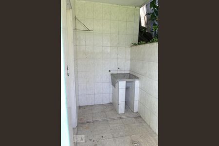 Casa à venda com 277m², 3 quartos e 2 vagas Casa à venda com 277m², 3 quartos e 2 vagasLavanderia