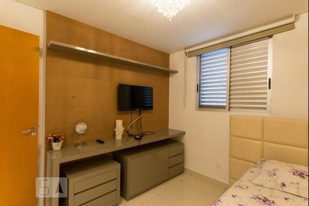 Apartamento para alugar com 92m², 3 quartos e 2 vagasQuarto 2