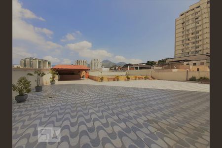 Apartamento à venda com 73m², 2 quartos e 1 vagaÁrea comum