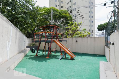 Apartamento para alugar com 88m², 3 quartos e 1 vagaÁrea comum - Playground