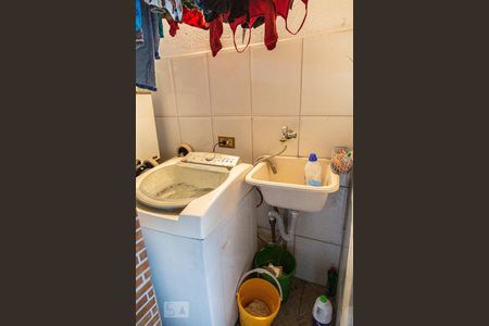 Apartamento à venda com 100m², 4 quartos e 1 vaga Apartamento à venda com 100m², 4 quartos e 1 vagaLavanderia