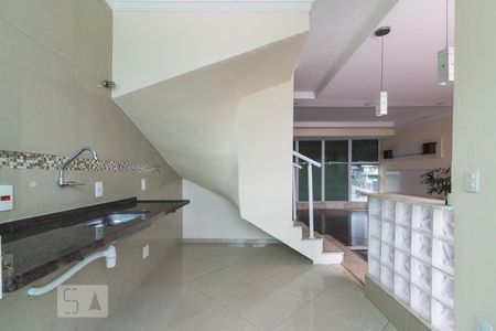 Casa à venda com 230m², 3 quartos e 4 vagasCozinha