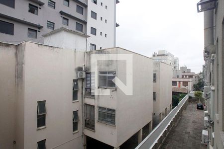 Apartamento para alugar com 111m², 3 quartos e 1 vaga´Cozinha + Área de Serviço + Despensa Vista