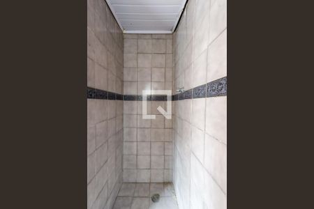 Casa à venda com 95m², 2 quartos e sem vaga Casa à venda com 95m², 2 quartos e sem vagaBanheiro da Suíte 1