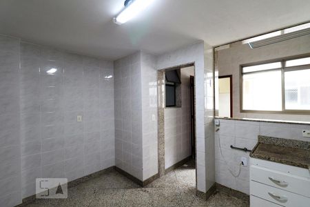 Apartamento à venda com 86m², 3 quartos e 2 vagasCozinha